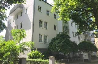 Wohnung kaufen in 13156 Berlin, Berlin - Modernisierte bezugsfreie 2-Zimmer Wohnung mit Aufzug und Stellplatz