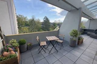 Penthouse kaufen in Am Happach 46, 97218 Gerbrunn, Frisch saniert: 4-Zi.-Penthouse mit Dachterrasse nahe Uni