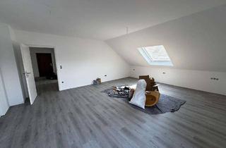 Wohnung mieten in 68519 Viernheim, Erstbezug nach Sanierung. Helle 4-Zimmer Dachgeschosswohnung mit Balkon in Viernheim