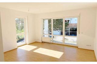 Wohnung mieten in 96450 Coburg, Helle, renovierte 2-Zimmer-Wohnung mit Balkon und Einbauküche in Coburg, ruhige Lage, Nähe Judenberg