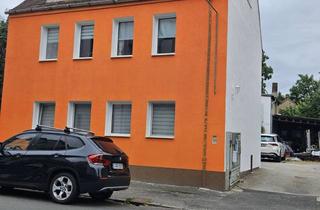 Einfamilienhaus kaufen in 04179 Leutzsch, Einfamilienhaus plus 4 vermietete Einliegerwohnungen in Leipzig. Von privat