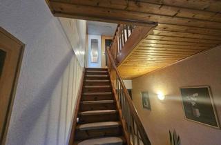 Haus kaufen in 91484 Sugenheim, Ihr neues Zuhause in Sugenheim – Großzügig, modernisiert und bezugsfrei ab Dezember