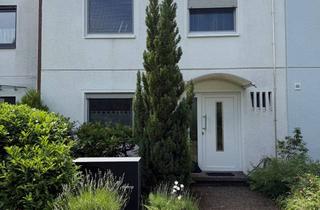 Haus mieten in In Den Seewiesen 23, 60437 Kalbach, Modernisiertes Reihenmittelhaus mit Garten, Garage, Photovoltaik und Wärmepumpe in Frankfurt-Kalbach
