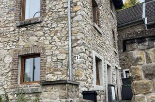 Haus mieten in Josef-Von-Görres-Straße 13, 52222 Stolberg, Charmantes Einfamilienhaus mit 3 Zimmern in Stolberg (Rheinland)