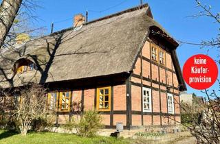 Doppelhaushälfte kaufen in 17217 Alt Rehse, HORN IMMOBILIEN ++ tolles Reetdach-Fachwerkhaus in Alt Rehse bei Neubrandenburg, Denkmalschutz