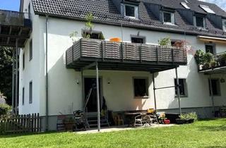 Wohnung kaufen in 85774 Unterföhring, 3-Zimmer-Wohnung mit 400 m² Gartenanteil, Sonnenterrasse und beheizten Hobby-Raum in Unterföhring!