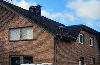 Wohnung kaufen in Raiffeisenstraße 15, 46446 Emmerich, Eigentumswohnung im Zwei-Fam.-Haus mit abgeschl. Garten, Garage, Stellplatz und Wirtschaftsraum