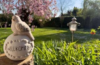 Wohnung kaufen in 85778 Haimhausen, Provisionsfrei: 4-Zimmer-EG-Wohnung mit 300 m² Privatgarten, Süd-West-Terrasse, nur 2 Parteien