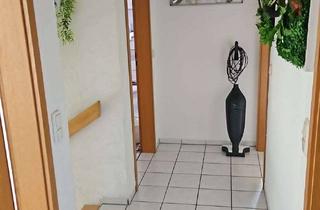 Wohnung mieten in Zu Den Eiche 12, 35799 Merenberg, 3-Zimmer-Wohnung mit Balkon, Garten in Ortsrandlage von Merenberg