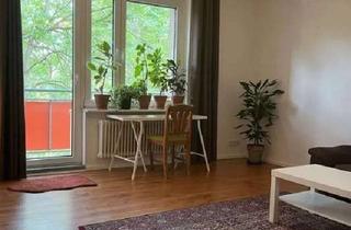 Wohnung mieten in Fennstraße 30, 12439 Niederschöneweide, Wunderschöne möblierte 3-Zimmer-DG-Wohnung mit Balkon zur Langzeitmieteund Einbauküche in Berlin