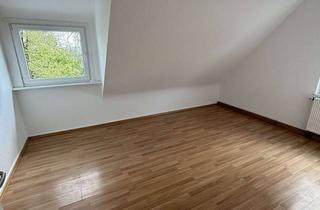 Wohnung mieten in 42369 Ronsdorf, 2-Zimmer-Dachgeschoss Wohnung in Wuppertal