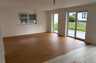 Wohnung mieten in 32545 Bad Oeynhausen, Barrierefreie moderne 3-Zimmer Erdgeschosswohnung mit Garten in Bad Oeynhausen