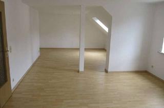 Wohnung mieten in Eibenstocker Straße 10, 08304 Schönheide, Helle 4-Zimmer Wohnung in Schönheide