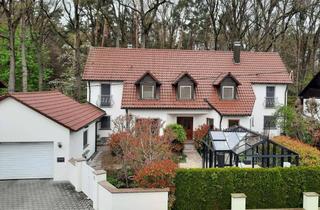 Einfamilienhaus kaufen in 91085 Weisendorf, Großzügiges Einfamilienhaus mit 9 Zimmern und Doppelgarage in Weisendorf