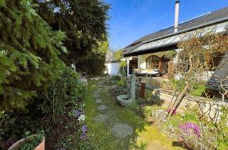 Haus kaufen in 73614 Schorndorf, Schorndorf - Exklusives Ein-Zweifamilienhaus in ruhiger Lage