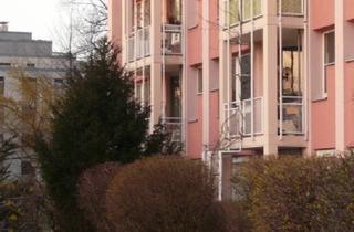 Penthouse kaufen in 82024 Taufkirchen, Taufkirchen - Provisionsfrei* Attraktive 2,5-Zimmer Wohnung mit Balkon und Garage in Taufkirchen