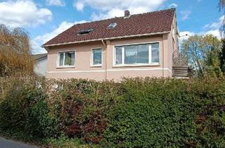 Haus kaufen in 32791 Lage, Lage - Zweifamilienhaus in Stadtwaldnähe