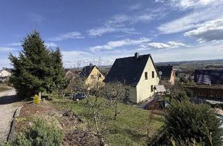 Einfamilienhaus kaufen in 09337 Hohenstein-Ernstthal, Hohenstein-Ernstthal - Einfamilienhaus - Familienidylle mit erzgebirgischem Charme