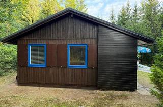 Haus kaufen in 29553 Bienenbüttel, Bienenbüttel - Kleines Wochenendhaus 40 m2 auf ca. 2200 qm Erbpachtgrundstück .