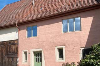 Bauernhaus kaufen in 72108 Rottenburg, Rottenburg am Neckar - Modernisiertes Haus mit Wärmepumpe für 320.000 bei Tübingen