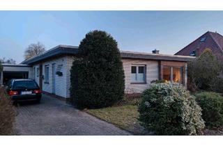 Einfamilienhaus kaufen in 26209 Hatten, Hatten - Bungalow in Sandkrug auf großem Grundstück - provisionsfrei