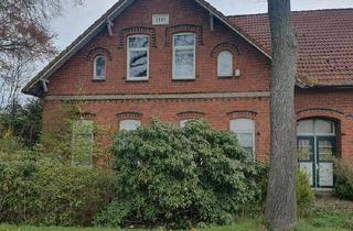 Haus kaufen in 26655 Westerstede, Westerstede - Wohnhaus mit 3 Mietparteien