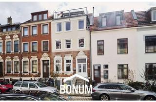 Wohnung kaufen in 28199 Neustadt, FLÜSSEVIERTEL // Sanierte Belle-Etage mit Sout. und Hof-Garten // das perfekte Domizil für Altbaulie