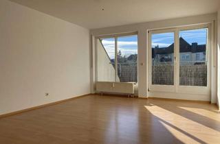 Wohnung kaufen in Stauffenbergstraße 16, 08209 Auerbach, Sonnige 3-Raum-Wohnung mit 2 schönen Balkonen