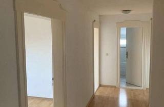 Wohnung kaufen in Am Stadtgraben, 94405 Landau, Landau- 4,23% Rendite - 70 qm DG Wohnung 45 qm Ausbaureserve
