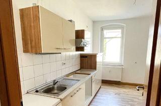 Wohnung mieten in Bahnhofstraße 86, 09376 Oelsnitz, Renovierte 2-Raum-Wohnung mit Einbauküche