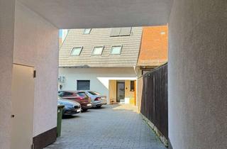 Wohnung mieten in 76356 Weingarten, Moderne 2-Zimmer-Wohnung mit großem Balkon, Stellplatz & Klimaanlage in Weingarten (Baden)