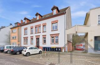 Wohnung mieten in 66424 Homburg, Zentrale Altbauwohnung langfristig zu vermieten!