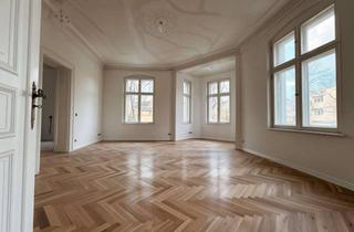 Wohnung mieten in 12205 Lichterfelde, Wohnen mit Stil: Sanierte Altbauwohnung in Lichterfelde - auch gewerblich nutzbar
