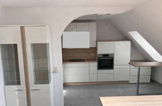 Wohnung mieten in Erasmusstraße, 79395 Neuenburg, Helle 4-Zimmer Maisonette-Wohnung mit Balkon in Neuenburg am Rhein