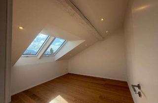 Wohnung mieten in 83064 Raubling, Erstbezug nach Sanierung: 2-Zimmer-Dachgeschosswohnung in Raubling