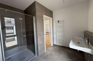 Lofts mieten in Zugspitzstraße 7 a, 86163 Hochzoll, Sonne, Weitblick, Wohnloft: Exklusive 2-Zimmer-DG-Wohnung mit 2 Dachterrassen inkl. neuer EBK