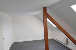 Wohnung mieten in Schlangenwallstraße, 45899 Horst, Gepflegte 2,5-Zimmer Wohnung im Dachgeschoss in Gelsenkirchen-Horst