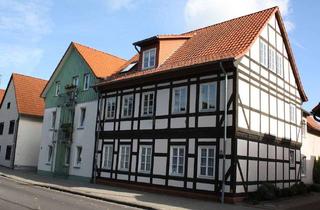 Wohnung mieten in Lindenstraße 15, 38518 Gifhorn, Seniorenwohnung mit Wohnberechtigungsschein in der Lindenstraße 15 // Erdgeschoss, rechts