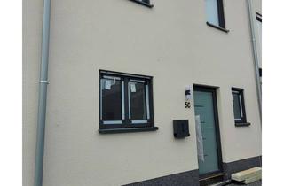 Wohnung mieten in 53567 Asbach, Erstbezug, Reiheneckhaus mit Terrasse in Asbach