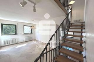 Doppelhaushälfte kaufen in 72770 Reutlingen, Sanierungsbedürftige Doppelhaushälfte mit gemütlicher Einliegerwohnung