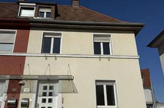 Haus kaufen in 68169 Neckarstadt, RESERVIERT !!! Frisch renoviertes 1 Familienhaus mit 5 Zimmer, Küche, 2 x Bad und Balkon