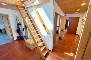 Wohnung kaufen in 73087 Bad Boll, Attraktive 4-Zimmer-Maisonette mit Dachterrasse & Garage in ruhiger Lage von Bad Boll
