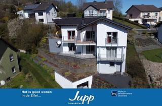 Haus kaufen in 54550 Daun, Sehr gepflegtes Wohnhaus mit Wärmepumpe, Aufzug, Terrasse, Balkon, Garage und Fernblick Daun (31)