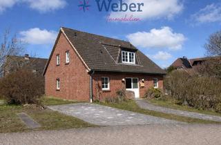 Haus kaufen in 25938 Nieblum, Charmantes Familienhaus mit Gartenidylle – wird gerade modernisiert & bald einzugsfertig!