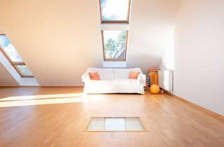 Haus kaufen in Im Bruchkampe 8D, 30455 Davenstedt, Davenstedt: Wohnen wie im Haus – Energieeffiziente Maisonette mit Atelier, großem Balkon & Garage.