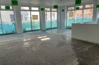 Lager mieten in Hammer Dorfstr. 127, 40221 Hamm, Helles Gewerbeobjekt mit großer Lagerfläche! Genügend Platz für Büro-usw.