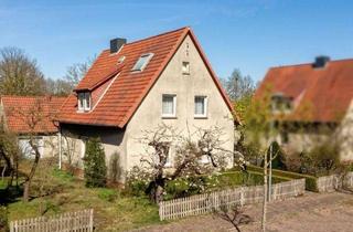 Einfamilienhaus kaufen in 29351 Eldingen, Eldingen - Einfamilienhaus im Dornröschenschlaf – mit großem Garten und Obstbäumen neu entdecken!