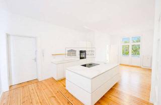 Wohnung kaufen in Weg, 12437 Baumschulenweg, Hell. Bezugsfrei. 2 Balkone – Altbautraum für Paare & Singles in Top-Lage