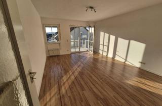 Wohnung kaufen in 65835 Liederbach, Moderne und gemütliche 1-Zimmer-Wohnung mit Sonnenbalkon, Einbauküche und neuem Bad in Liederbach