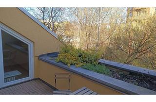 Wohnung kaufen in Bartningallee 24, 10557 Tiergarten, 2-Zimmer Wohnung mit Balkon, und Tiefgaragenplatz, in Berlin Tiergarten, Hansa Viertel